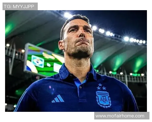 历届足球巨星风采回顾 从贝利到梅西的辉煌征程